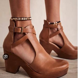 Free People brown Cedar Clogs Eu 38/ Us 7.5